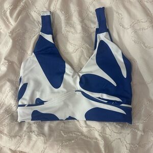 Wilo Blue and White Strap Patterned Sports Bra